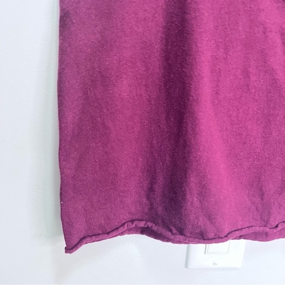 Forever 21 Burgundy Deep Vneck Top Size Large - Picture 2 of 6